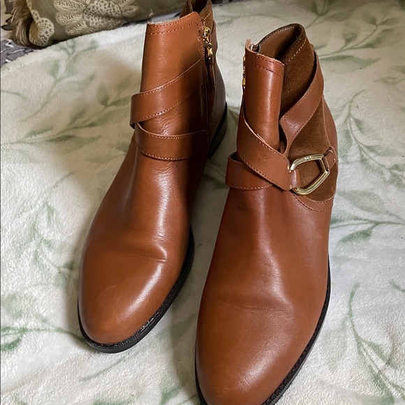 Ralph Lauren Hermione Booties NIB 5.5  Saddle Tan - Picture 5 of 6